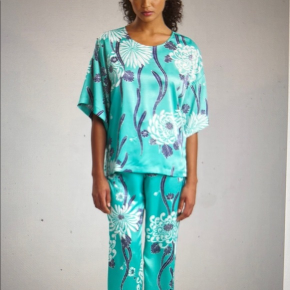 Natori Obi Pajama Set - Picture 3 of 5